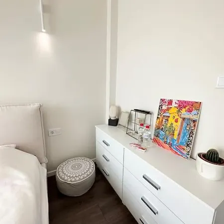 Lägenhet New Luxury Furnished - Beach, Center & Fast Wi-fi Varna
