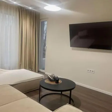 דירה New Luxury Furnished - Beach, Center & Fast Wi-fi וארנה